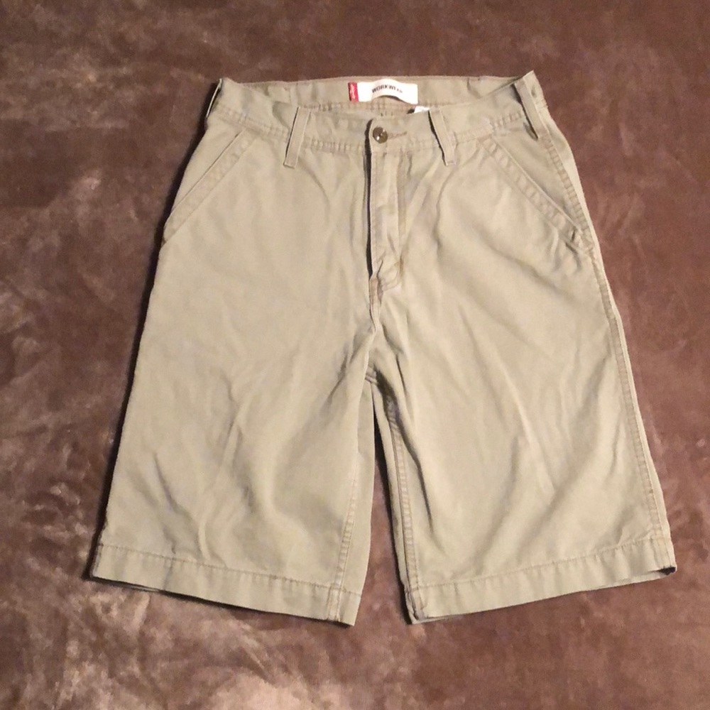 VINTAGE 2003 Levi’s Workwear Khaki Men’s Shorts 30 Waist 100% Cotton Like New